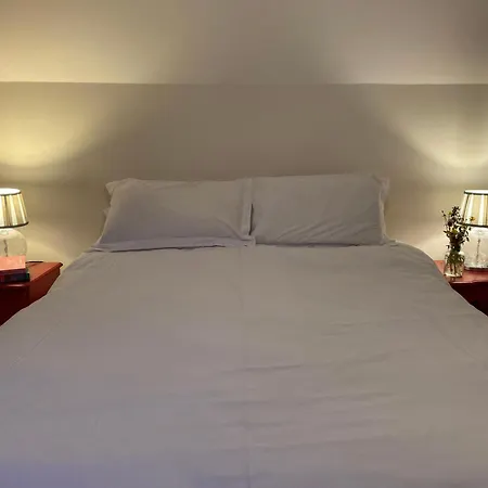 Perfect For Two Close To